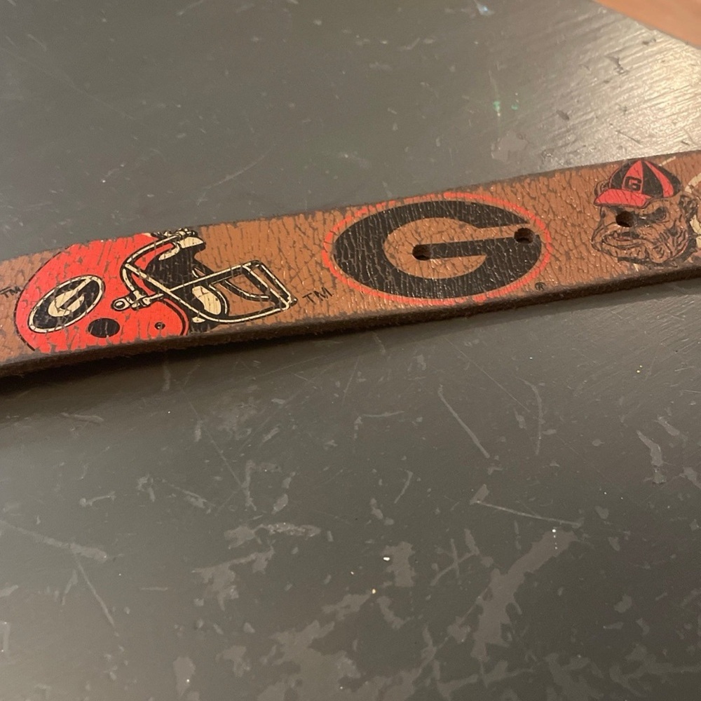 NWT Georgia Bulldogs UGA Brown Leather Belt with Red and Black Graphic Design 32